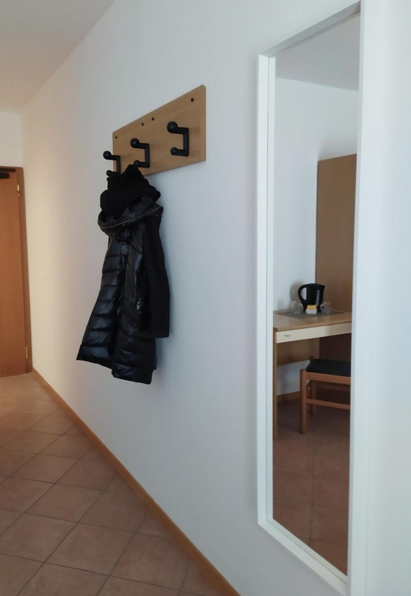 Hotel New Garden Torbole Sul Garda Exterior foto